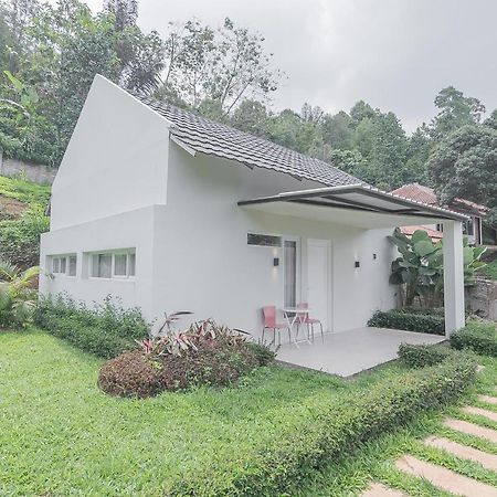 Reddoorz Resort Syariah Near D'Castello Ciater Subang Luaran gambar
