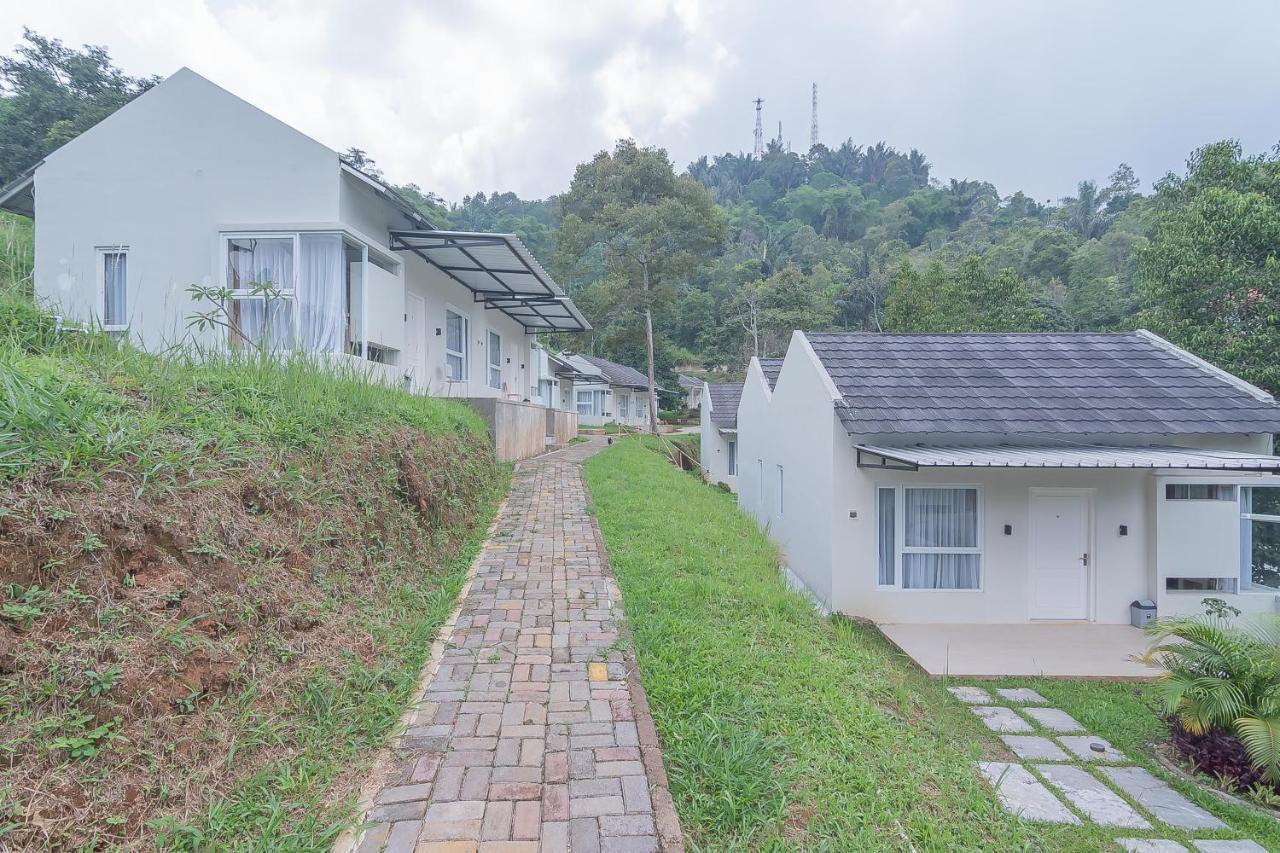 Reddoorz Resort Syariah Near D'Castello Ciater Subang Luaran gambar