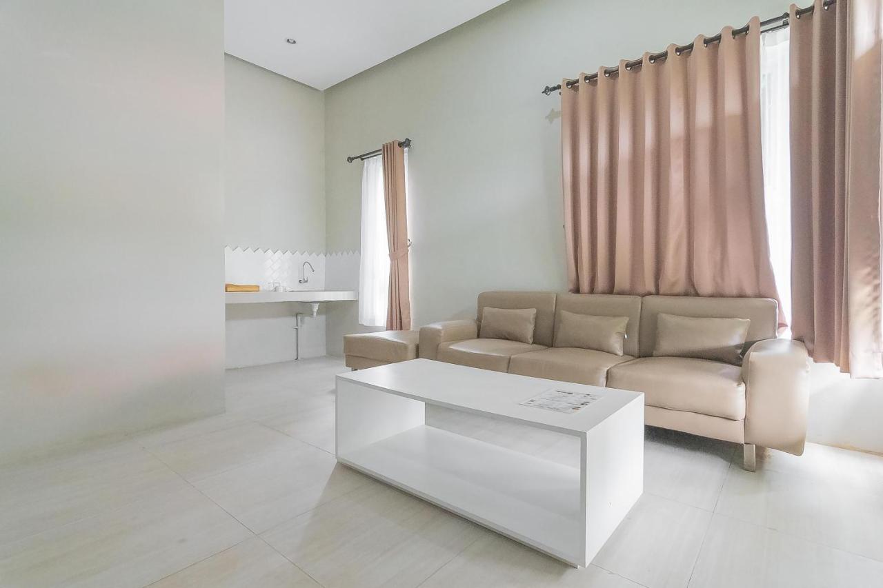 Reddoorz Resort Syariah Near D'Castello Ciater Subang Luaran gambar