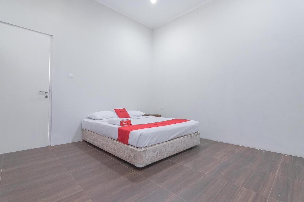 Reddoorz Resort Syariah Near D'Castello Ciater Subang Luaran gambar