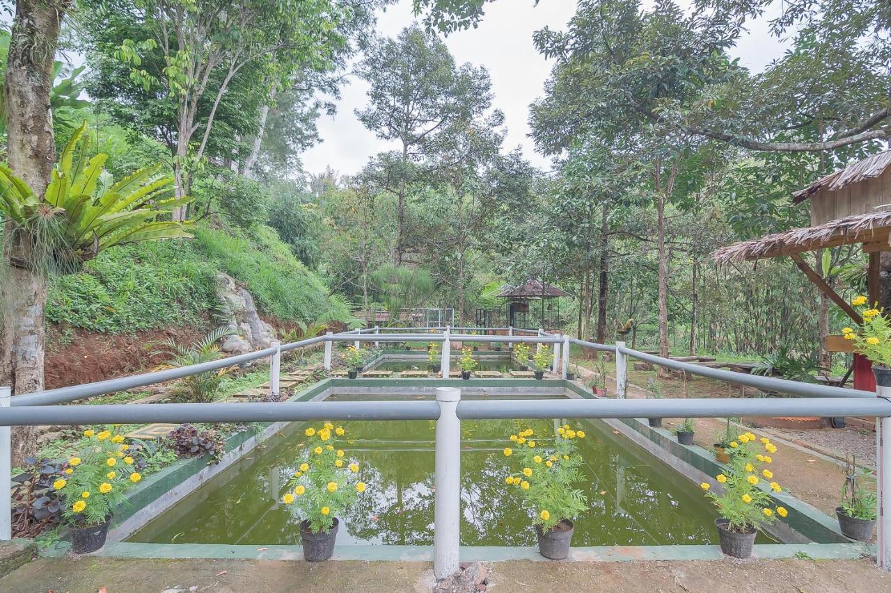 Reddoorz Resort Syariah Near D'Castello Ciater Subang Luaran gambar