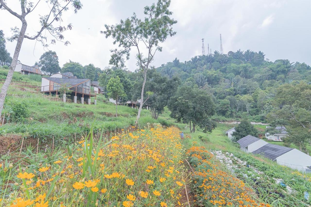 Reddoorz Resort Syariah Near D'Castello Ciater Subang Luaran gambar