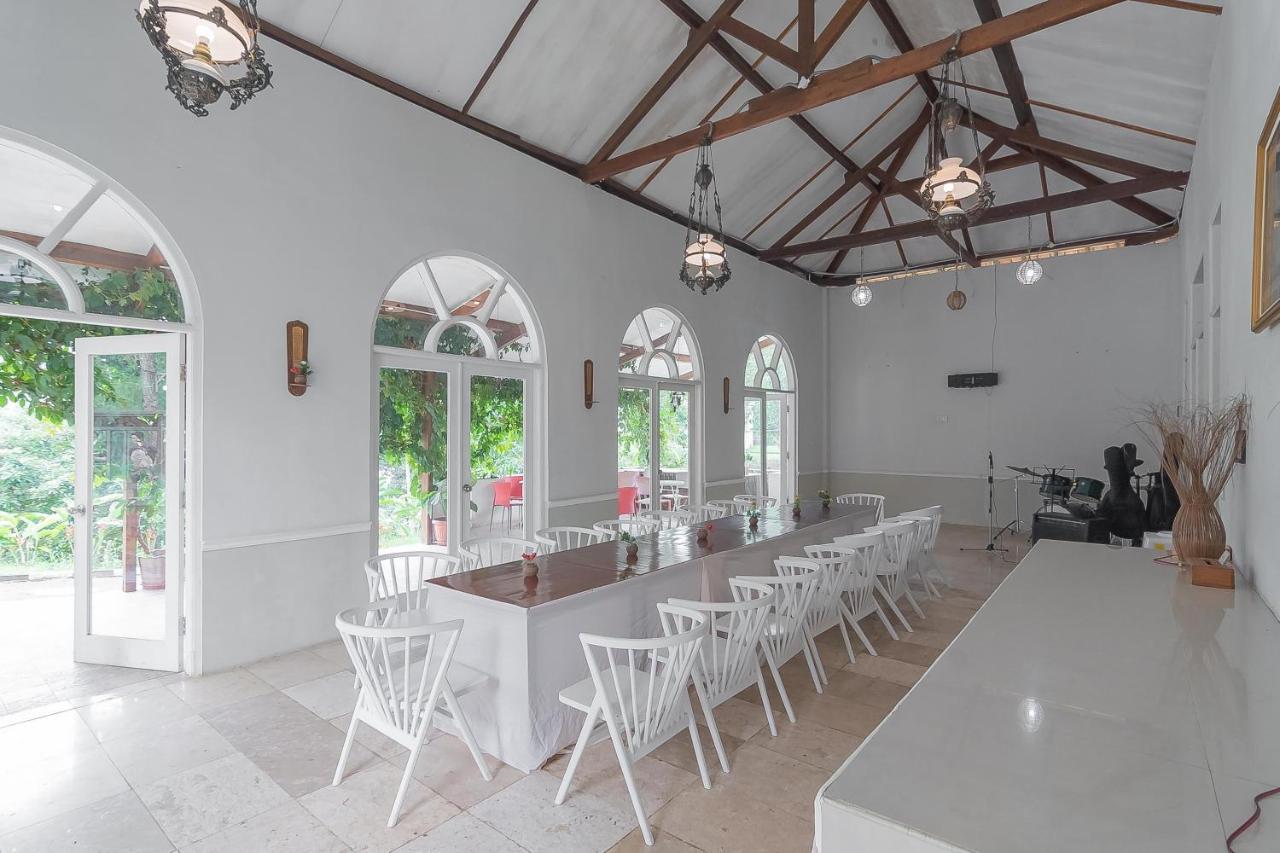 Reddoorz Resort Syariah Near D'Castello Ciater Subang Luaran gambar