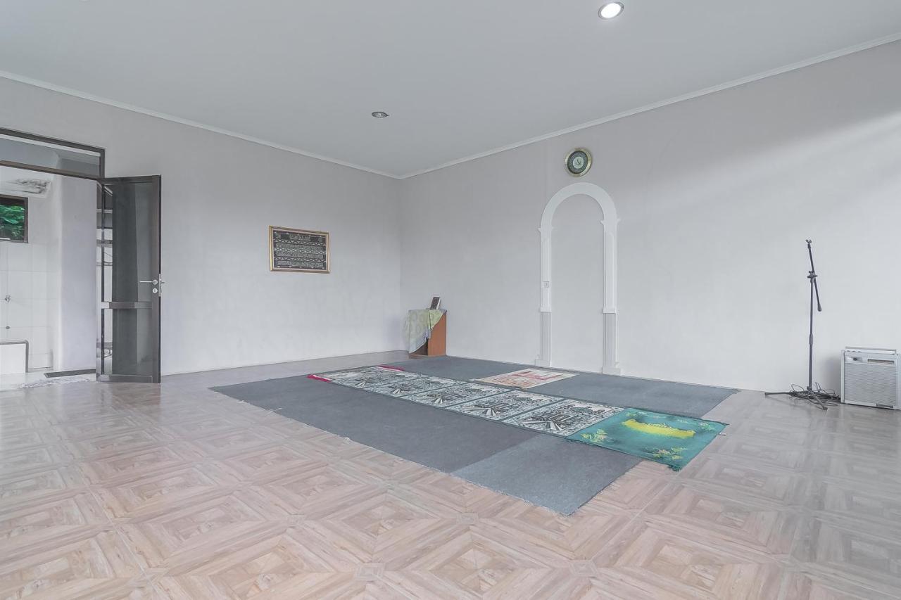 Reddoorz Resort Syariah Near D'Castello Ciater Subang Luaran gambar